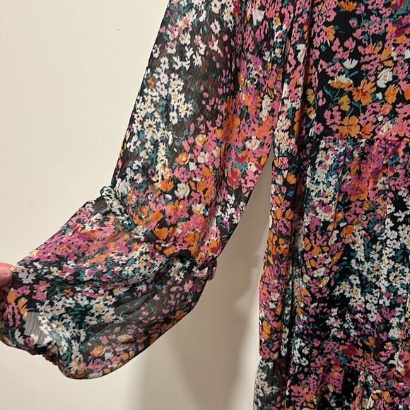 Vince Camuto black/multi color floral mini dress with sheer sleeves Sz Small - Picture 3 of 6